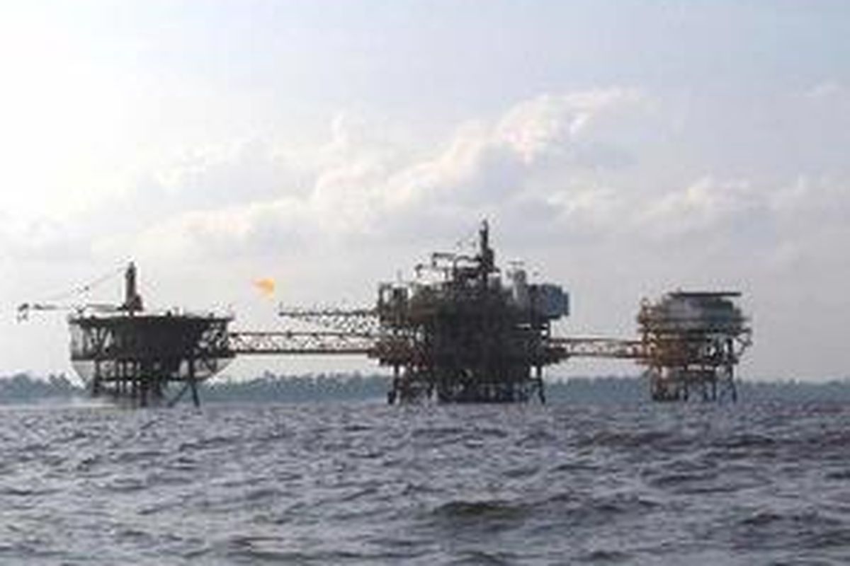 Ilustrasi Kilang Minyak Lepas Pantai.