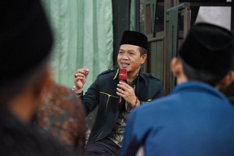 Bupati Bandung Dadang Supriatna mempersiapkan kebijakan guna memantau dan mengantisipasi kenaikan harga pangan saat Ramadan