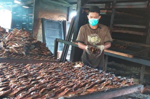 Yuk ke Kampung Patin di Kampar, Berwisata Sambil Melihat Proses Produksi Ikan Salai