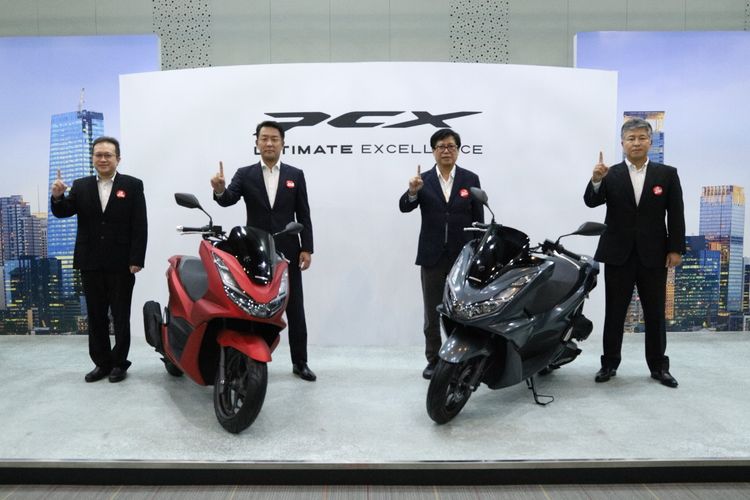 Honda resmi luncurkan All New PCX dan All New PCX e:HEV