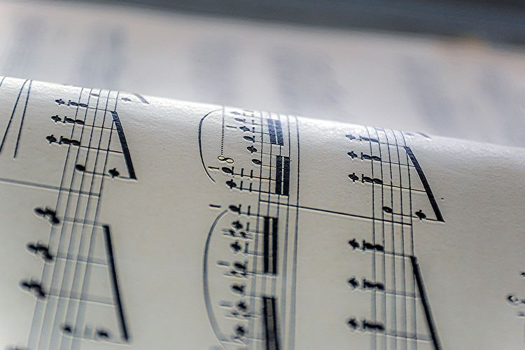 Apa yang Dimaksud Legato dalam Musik?
