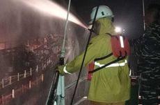Pertamina Sebut Tak Ada Tumpahan Minyak akibat Kebakaran Kapal MT Kristin di Pantai Ampenan NTB