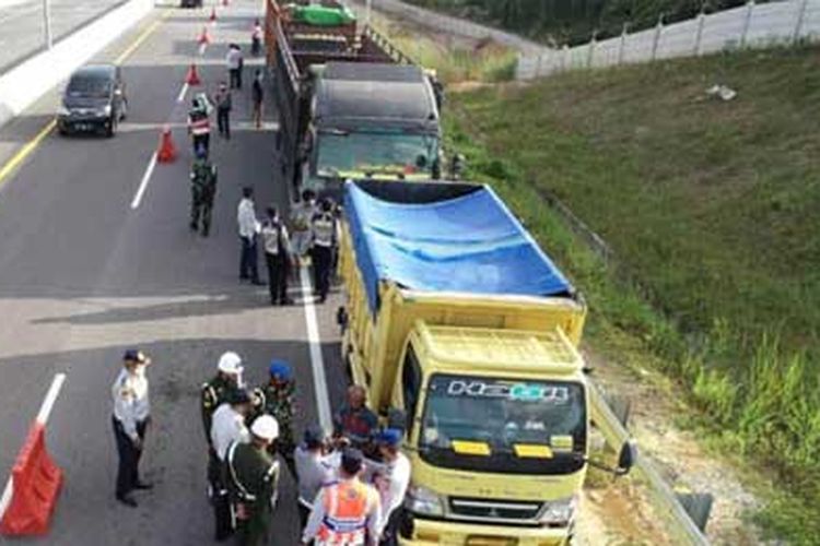 Razia truk ODOL serentak di Indonesia