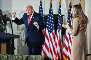 Usai Dibatalkan MA AS, Trump Bakal Kenakan Tarif Seragam 10 Persen