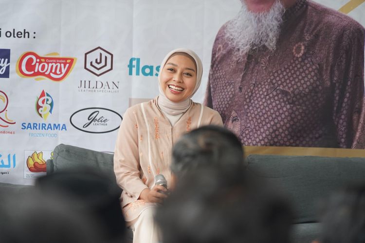 Wakil Bupati Garut Putri Karlina