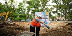 Bupati HST Letakkan Batu Pertama, Rehabilitasi Bekas Gedung MTQ Jadi Bagian Taman Dwi Warna Resmi Dimulai 