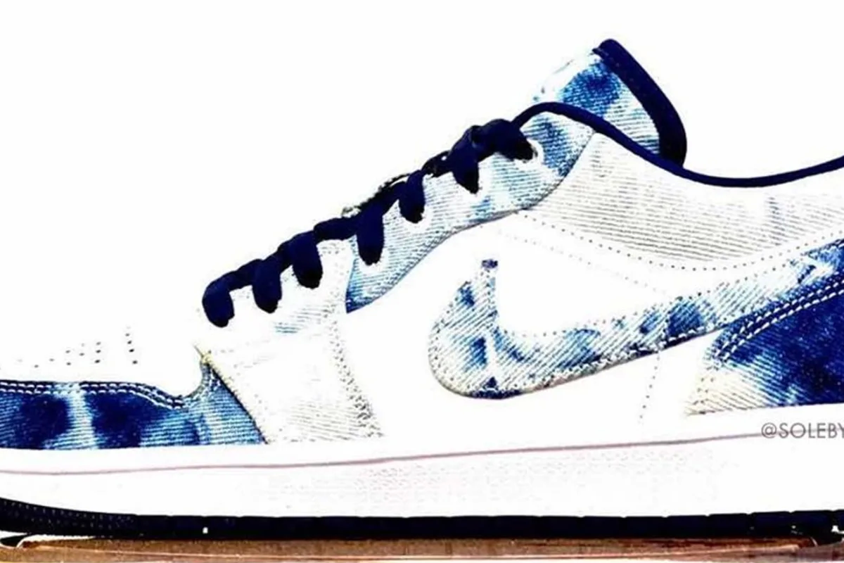 Air Jordan 1 low Washed Denim