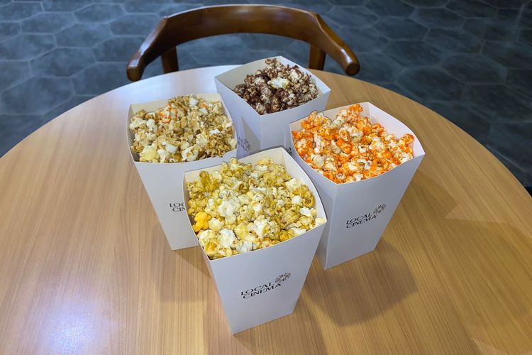 Empat varian rasa popcorn dari total delapan rasa di Local Cinema, Fatmawati, Jakarta Selatan. 