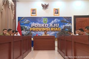 Tiba di Riau, Prabowo Pimpin Rapat Penanganan Karhutla