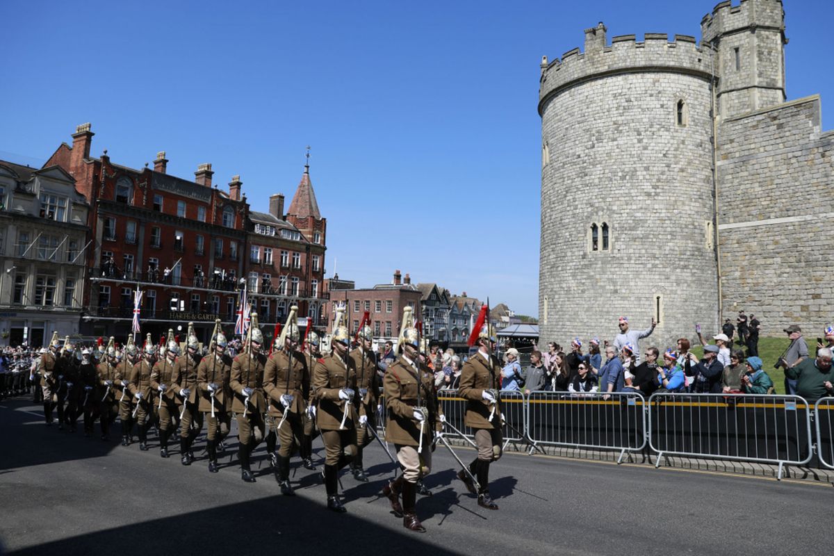 Anggota Kavaleri Kerajaan ambil bagian dalam latihan untuk upacara pernikahan Pangeran Harry dan Meghan markle di Windsor Castle 17 Mei 2018.  AFP PHOTO / Odd ANDERSEN