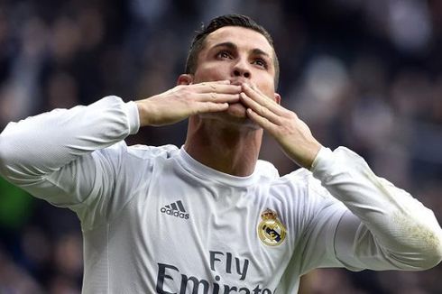 Ronaldo Dituntut Perusahaan Properti Rekanan Donald Trump