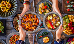 Tip Makan Bertanggung Jawab untuk Jalani Ramadhan Hijau