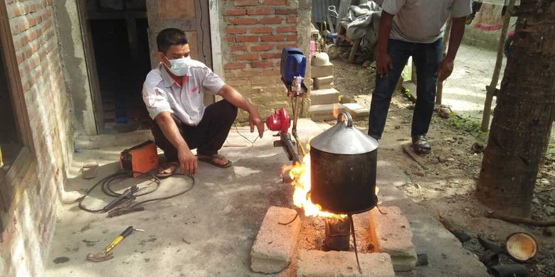 Berita Harian Kompor Menggunakan Oli Bekas Terbaru Hari Ini - Kompas.com