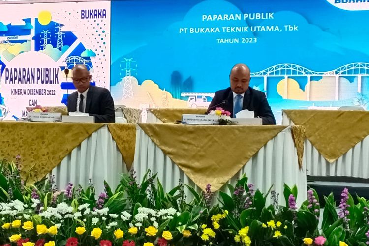 Direktur Keuangan PT Bukaka Teknik Utama Tbk Afifuddin Kalla menjelaskan kinerja keuangan perusahaan untuk tahun buku 2022 dan Kuartal I-2023, di Bogor, Rabu (17/5/2023).