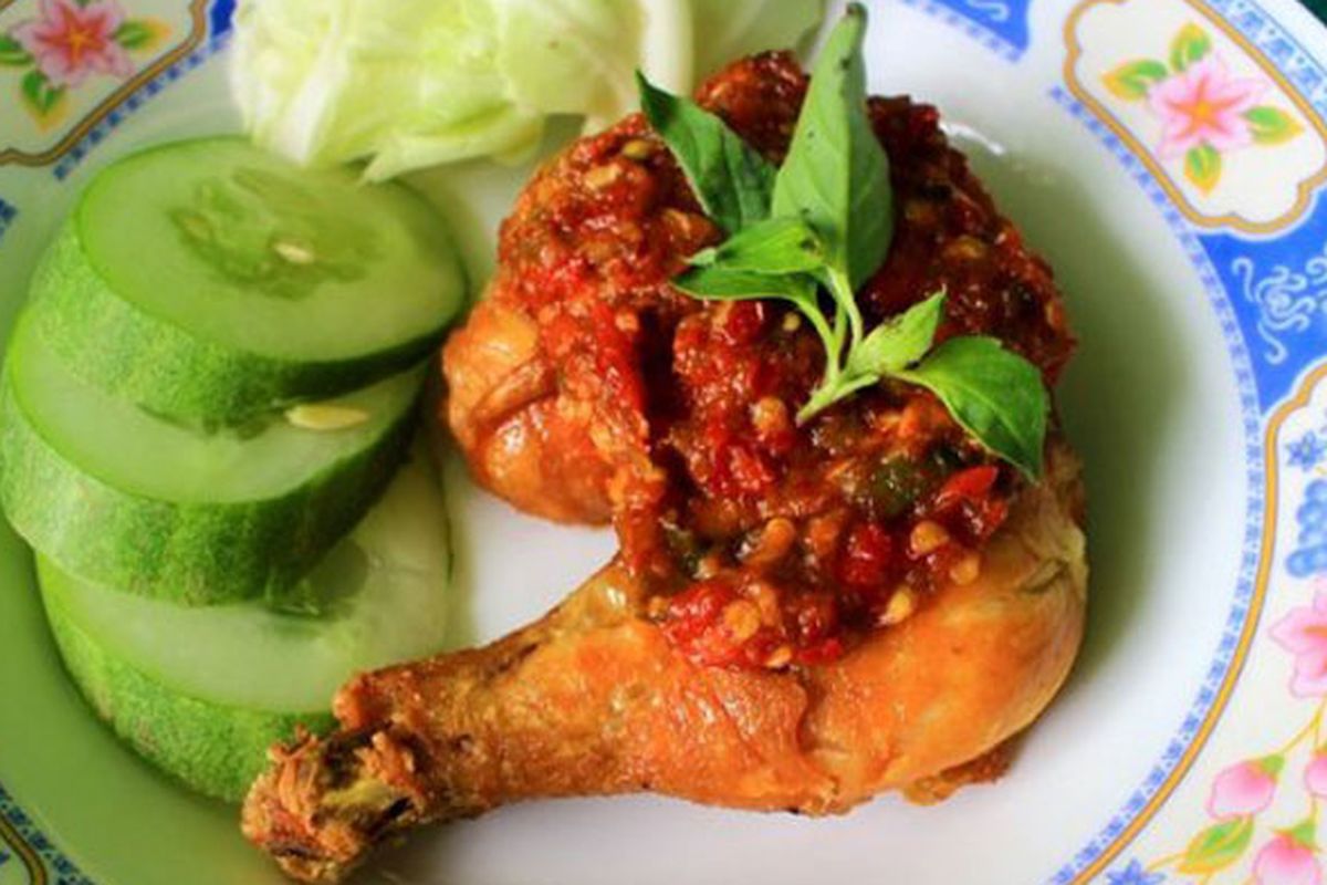 Melancong ke Jogja, Cobalah Penyetan Kuah Yik Mahdi Halaman all - Kompas.com