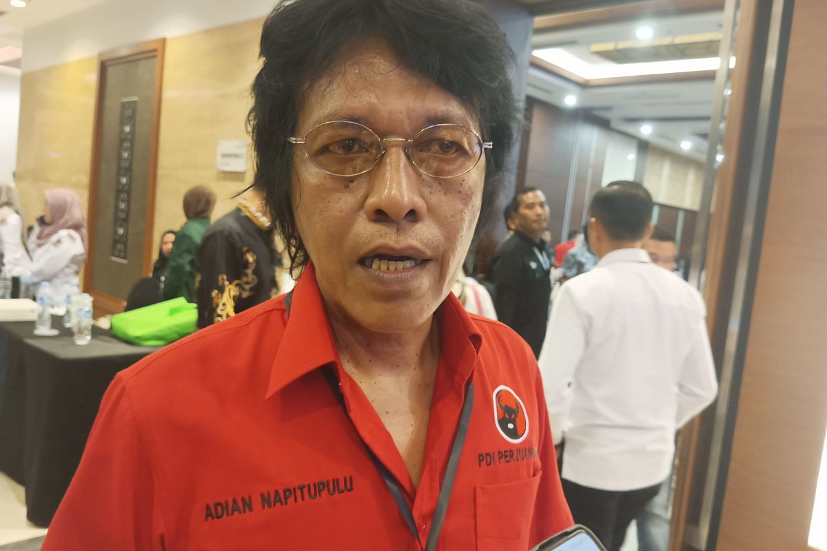 Adian Napitupulu Dukung Penundaan Impor Mobil Pikap India Ingatkan TKDN adian-napitupulu-dukung-penundaan-impor-mobil-pikap-india-ingatkan-tkdn
