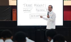 Kuliah Umum di Unhan, Mentrans: Transmigrasi Adalah Strategi Bangun Ketahanan Nasional