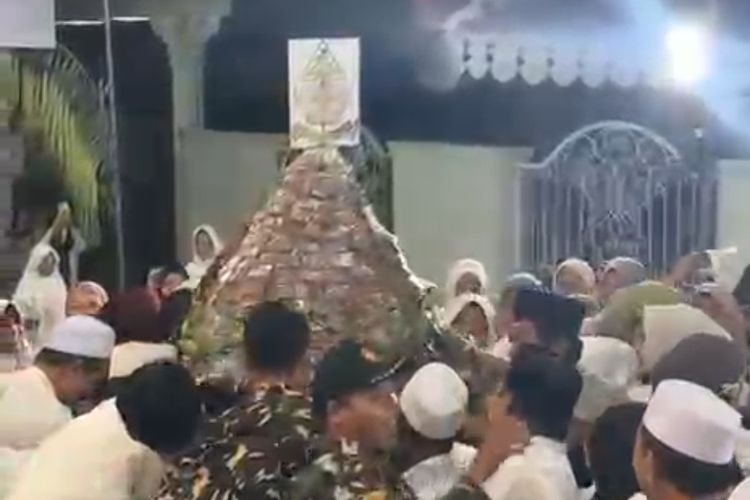 Wajik nan Lengket Manis, Simbol Pemersatu Warga Desa Keji