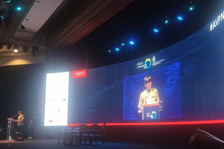 Menparekraf  Sandiaga Salahudin Uno saat menyampaikan kata sambutan dalam acara Asian Venture Philanthropy Network (AVPN) Conference di Nusa Dua, Badung, Bali pada Selasa (21/6/2022).  Kompas.com/ Yohanes Valdi Seriang Ginta