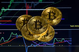Harga Bitcoin Rebound ke Level 70.000 Dollar AS Setelah Turun Tajam