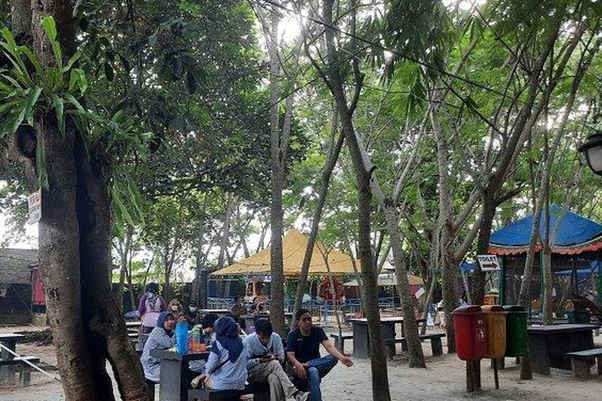 Wana Griya adalah tempat wisata di Parung, Kabupaten Bogor, Jawa Barat. 