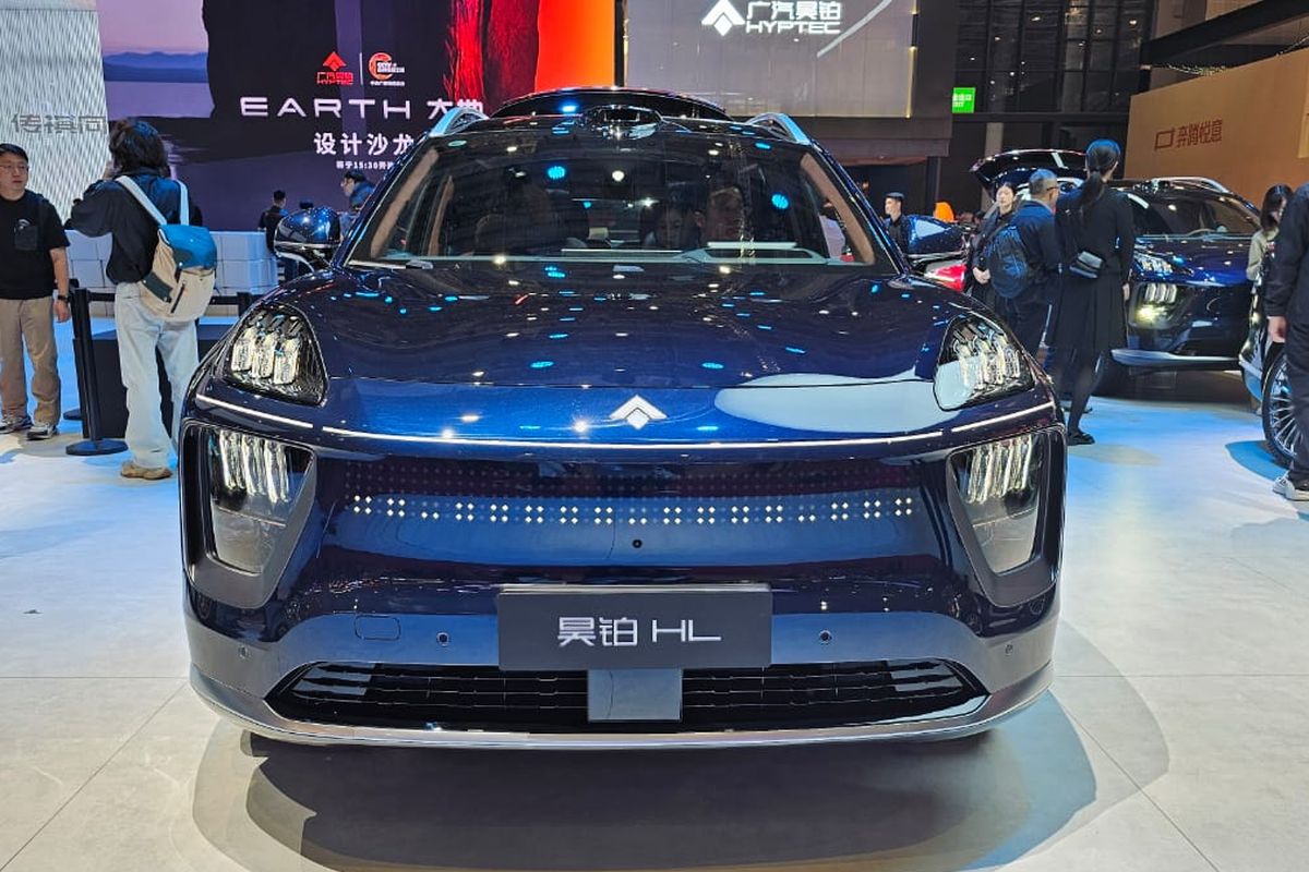 Hyptec HL yang dipajang di Auto Shanghai 2025.