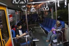 Kualitas Angkutan Malam Hari Transjakarta Dikeluhkan Pengguna