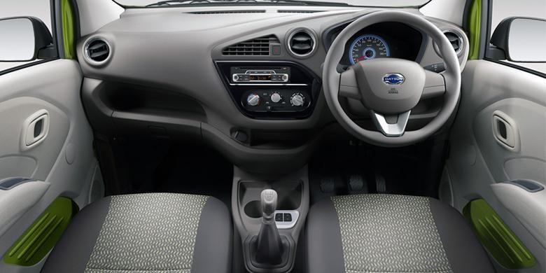 Interior Datsun redi-GO.