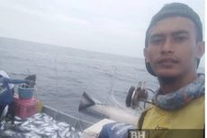 Kompetisi Diliburkan, Pesepak Bola Malaysia Ini Kembali Jadi Nelayan