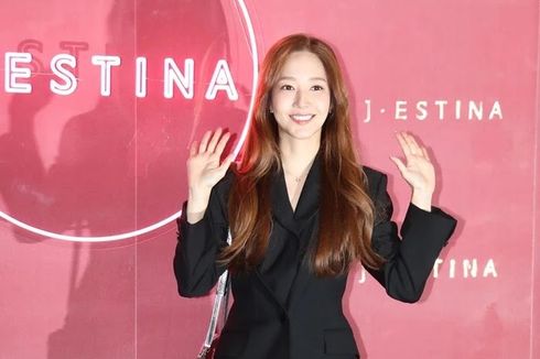 Singgung Kabar Pacarannya Dulu, Park Min Young Mengaku Menyesal Setiap Hari