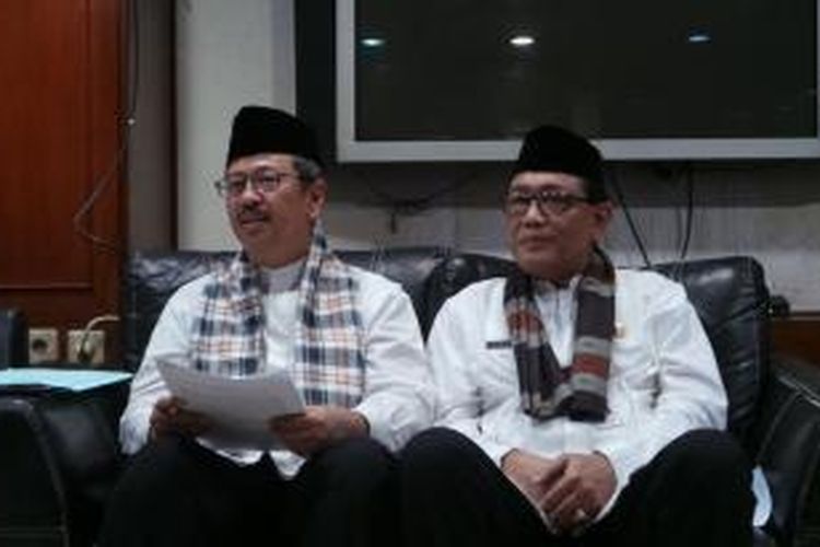 Kepala Dinas Pendidikan Arie Budhiman (kiri) dan Wakil Kepala Dinas Pendidikan DKI Sopan Adrianto (kanan), di Balaikota, Jumat (23/1/2014).