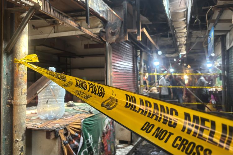 Polisi Selidiki Temuan Bensin di Plafon Pasar Serdang Jakpus Saat Kebakaran