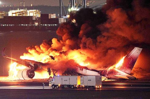 [POPULER GLOBAL] Japan Airlines Terbakar | 379 Penumpang Selamat