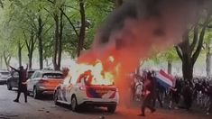 Demo di Belanda Rusuh: Mobil Polisi Dibakar, 30 Orang Ditangkap