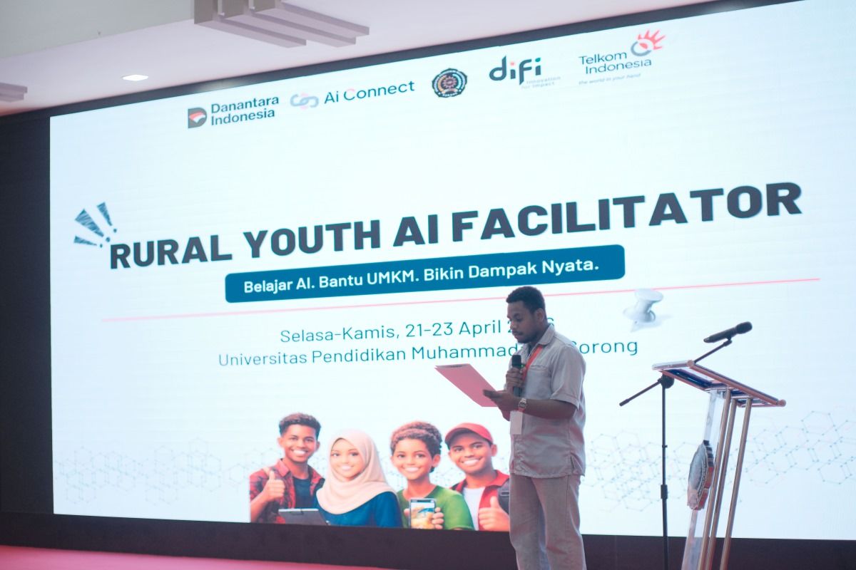 Telkom melalui program Rural Youth AI Facilitator membekali mahasiswa di Papua Barat Daya dengan kompetensi Artificial Intelligence (AI) sebagai bekal mendukung transformasi digital UMKM di wilayah 3T. 