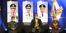 Tunjukkan Prestasi dalam Penanganan Pandemi, Kang Emil Raih 2 Penghargaan People of the Year 2021