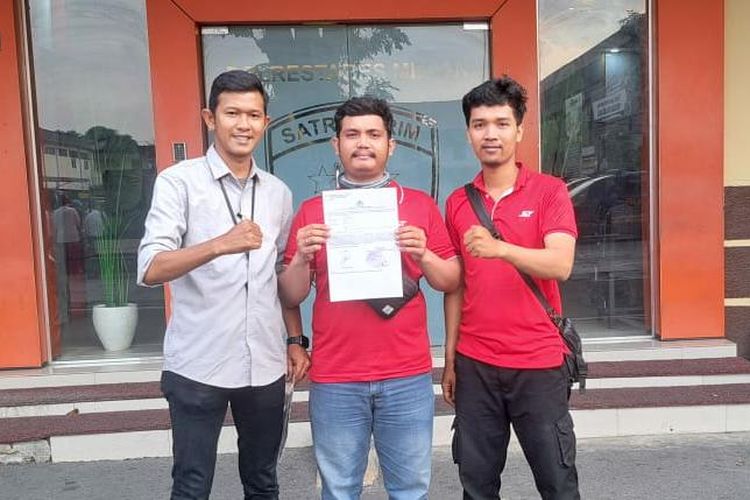 Ganda Syahputra (29) membuat laporan di Polrestabes Medan pada Senin (2/6/2025). 