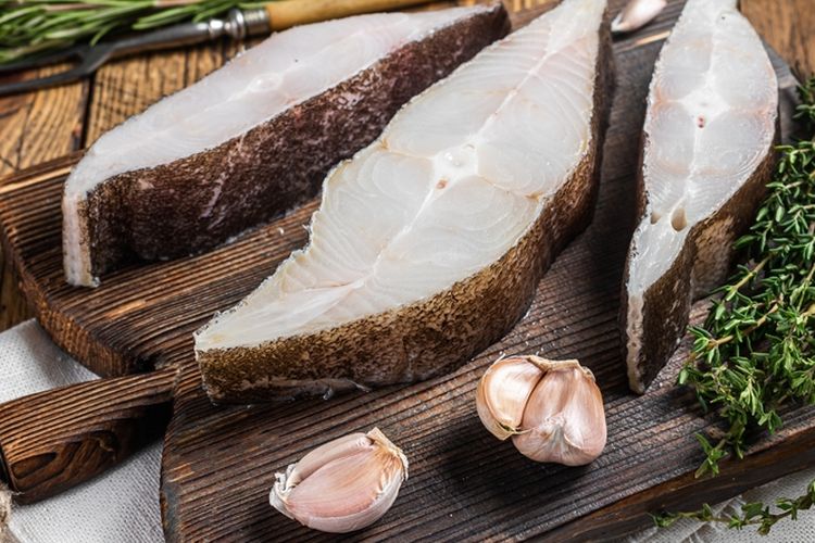 Ilustrasi daging ikan halibut segar. Daging ikan halibut adalah salah satu sumber kalium untuk tanaman.