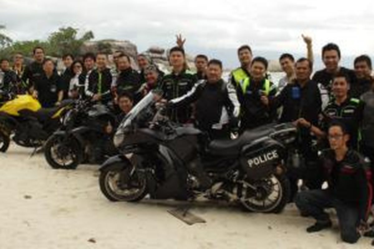 Touring pemilik Kawasaki Ninja 650 dan ER-6n bersama KMI di Bangka Belitung.