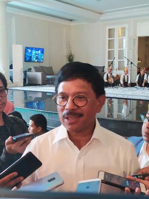 Menteri Komunikasi dan Informatika, Johnny G. Plate mengatakan bahwa Kominfo telah memblokir sebanyak lebih dari 1.000 situs streaming ilegal. 