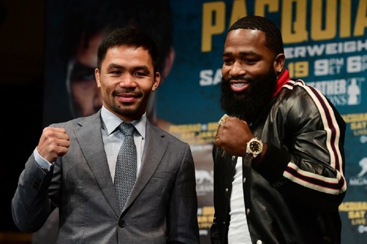 Manny Pacquiao dan Adrien Broner dalam acara jumpa pers di Gotham Hall, New York, 19 November 2018. Mereka akan bertarung untuk memperebutkan titel WBA world welterweight di Las Vegas, 19 Januari 2019.