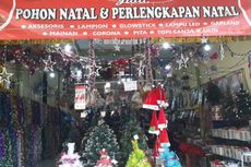 Jelang Natal, Penjual Hiasan di Bekasi Mulai Ramai Pembeli