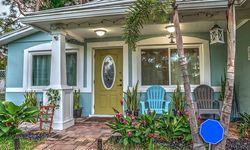 7 Kesalahan Pemilihan Furnitur yang Bikin Teras Jadi Tak Menarik