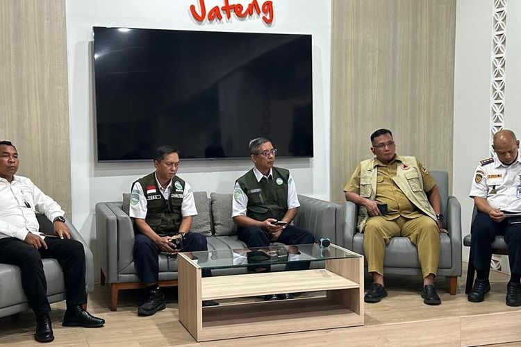 Erupsi Anak Krakatau, 65 Penerbangan di Bandara Ahmad Yani Semarang Batal dan Tertunda