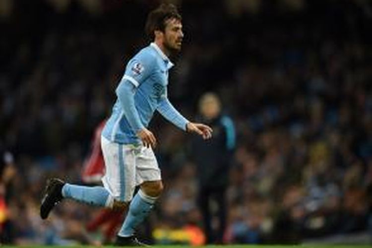 Gelandang Manchester City, David Silva, tampil pada laga Premier League kontra Southampton di Stadion Etihad, 28 November 2015.