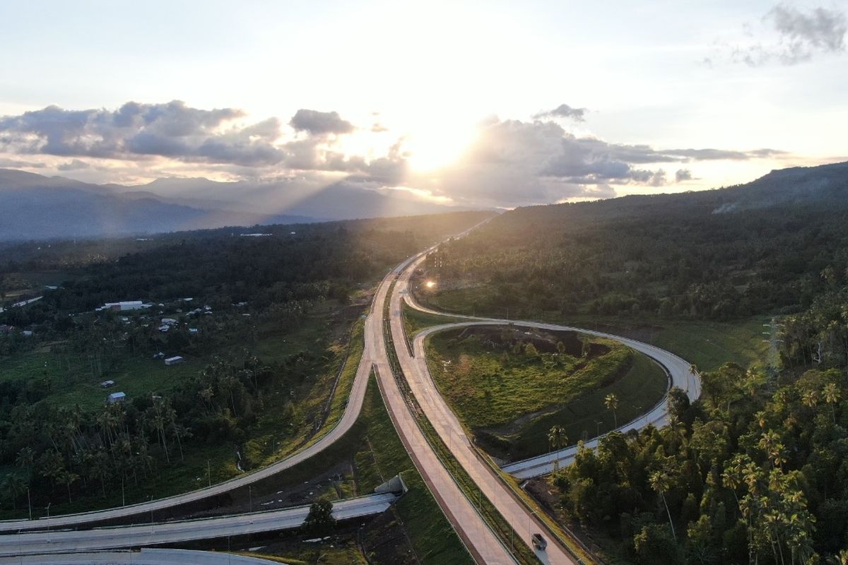 Ilustrasi jalan tol.