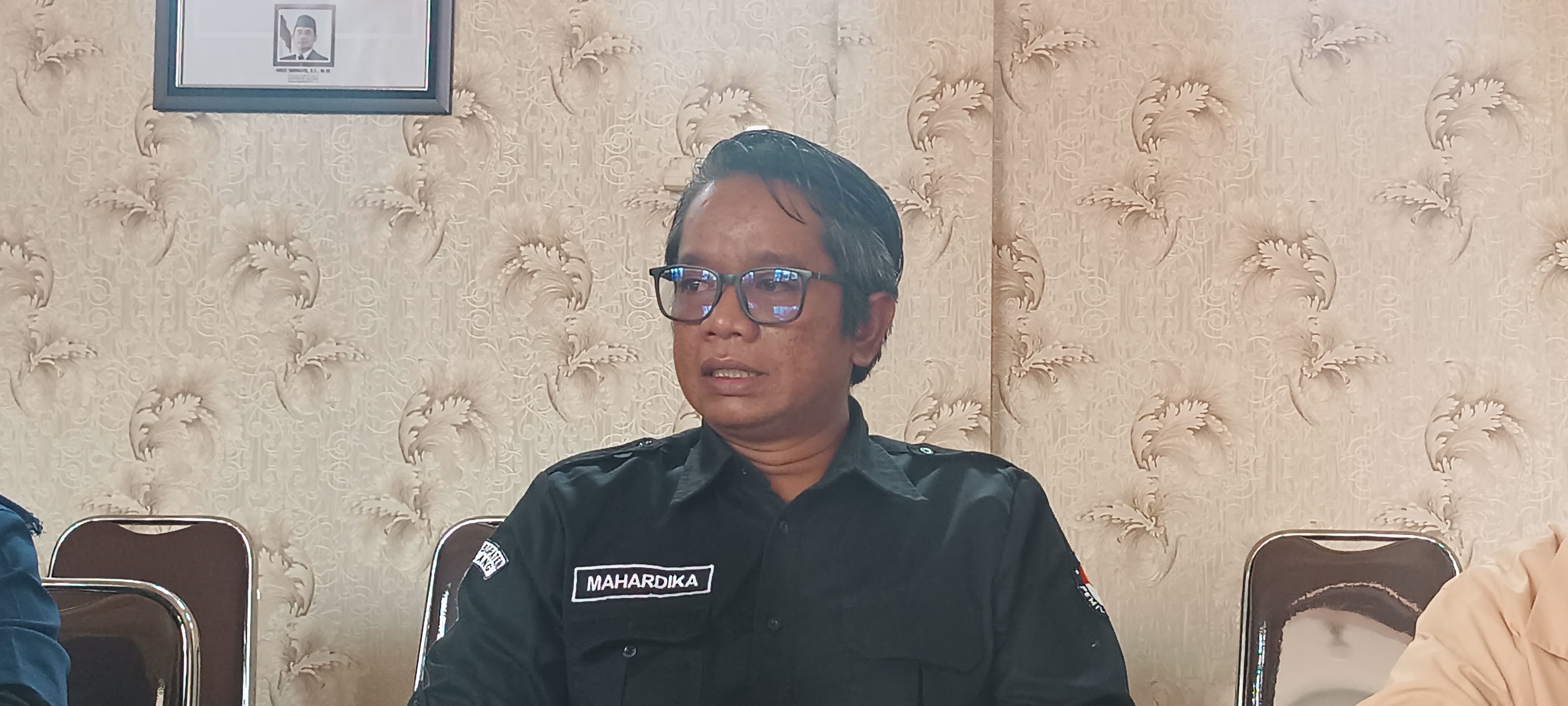 KPU Kabupaten Malang Enggan Komentar soal Polemik Pengupahan Tenaga Lipat Surat Suara