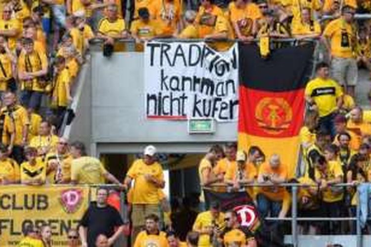 Suporter klub Bundesliga 2, Dynamo Dresden. 