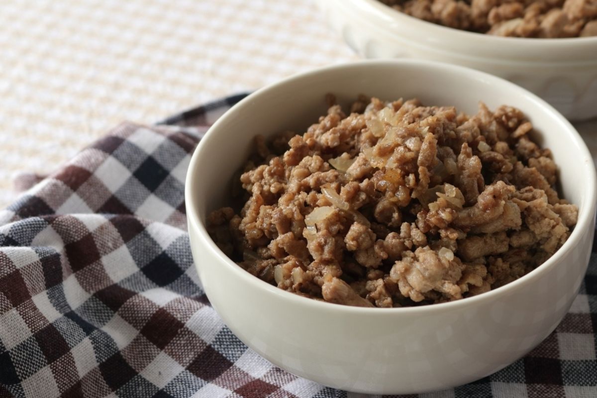 Resep Ayam Kecap Giling, Cocok untuk Topping Segala Olahan Mi