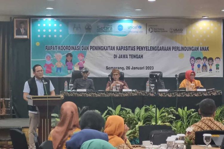 Kepala UNICEF Perwakilan Jawa, Arie Rukmantara menyampaikan penguatan perlindungan anak di Jateng, Kamis (26/1/2023).
